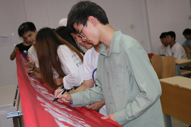 5d15bfd14ce83.JPG 5d15bfd14ce83.JPG